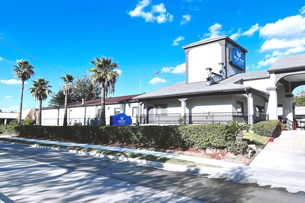Blue Way Inn & Suites By Jasper Houston - photo 19