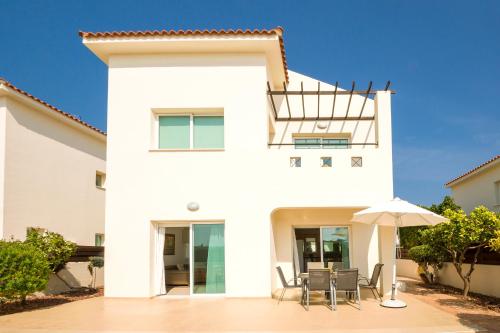 Villa Yanina