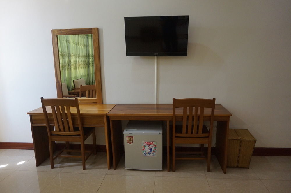 Double Lotus Hotel — Pakse — photo 4