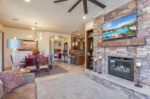 Coral Springs B8 Sleeps 8 Beautiful Complex Amenities with Pool and Private BBQ Grill in Washington, United States