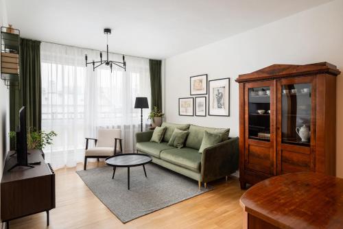 Kopernika City Centre Apartment by BookingHost — 4-Star Luxury Hotel in Warsaw, Poland