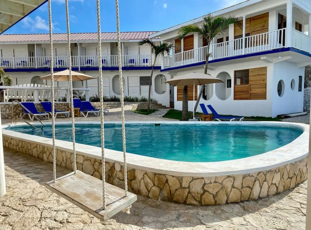 Begona Cliff Hotel in Negril, Jamaica