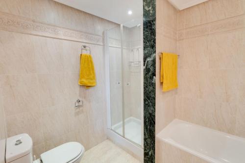 Your Dream Penthouse in Selwo — 4-Star Luxury Hotel in Estepona, Spain