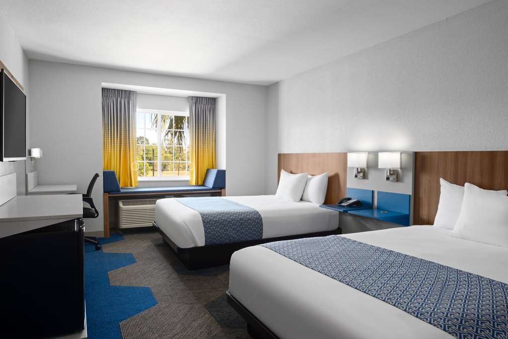 Microtel Inn & Suites by Wyndham Houma - photo 25