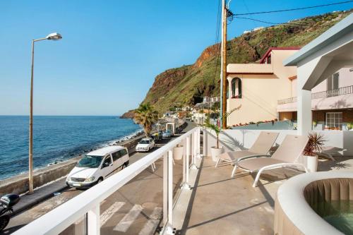 Sunset house — 4-Star Luxury Hotel in Calheta, Portugal