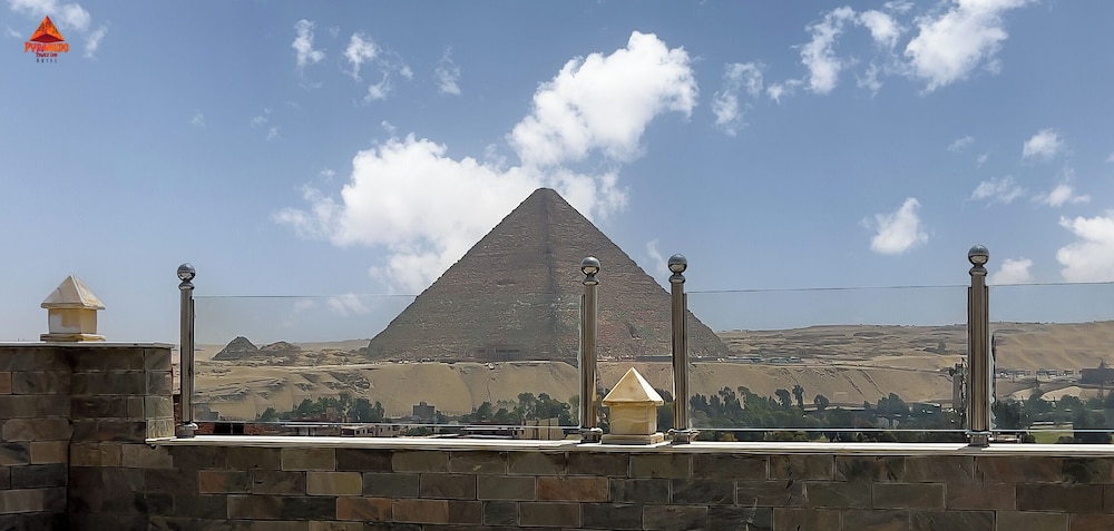Pyramids Tower View Inn - last minute hotel in Giza