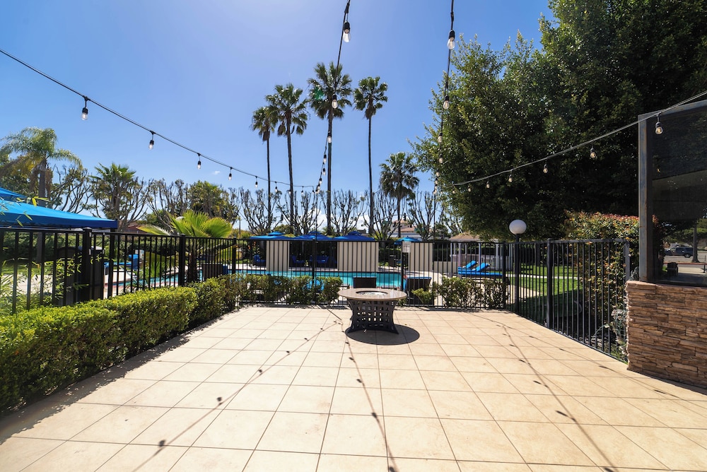 DoubleTree by Hilton Carson - photo 80