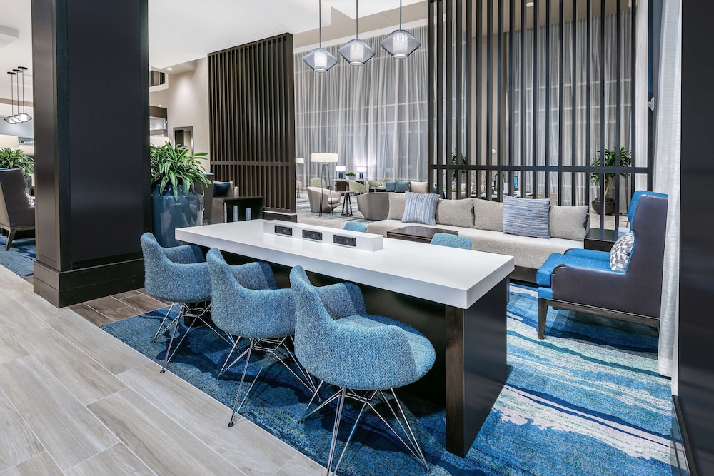 Embassy Suites by Hilton College Station TX - photo 4