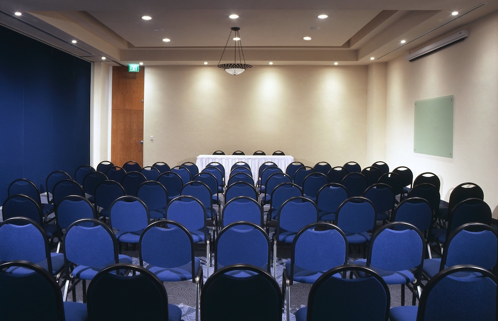 Fiesta Inn Cuernavaca
