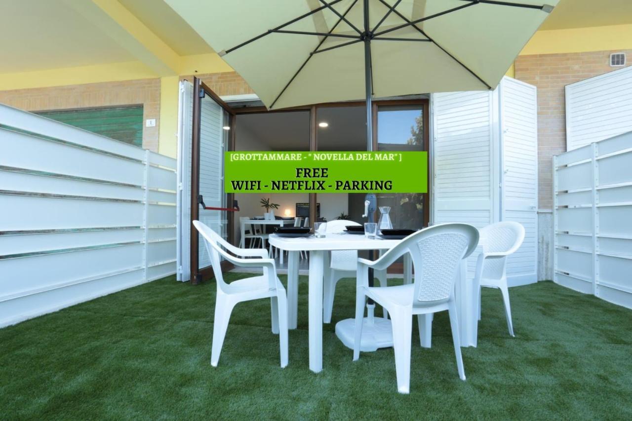 Novella Del Mar Prima Fila Dal Mare in Grottammare, Italy