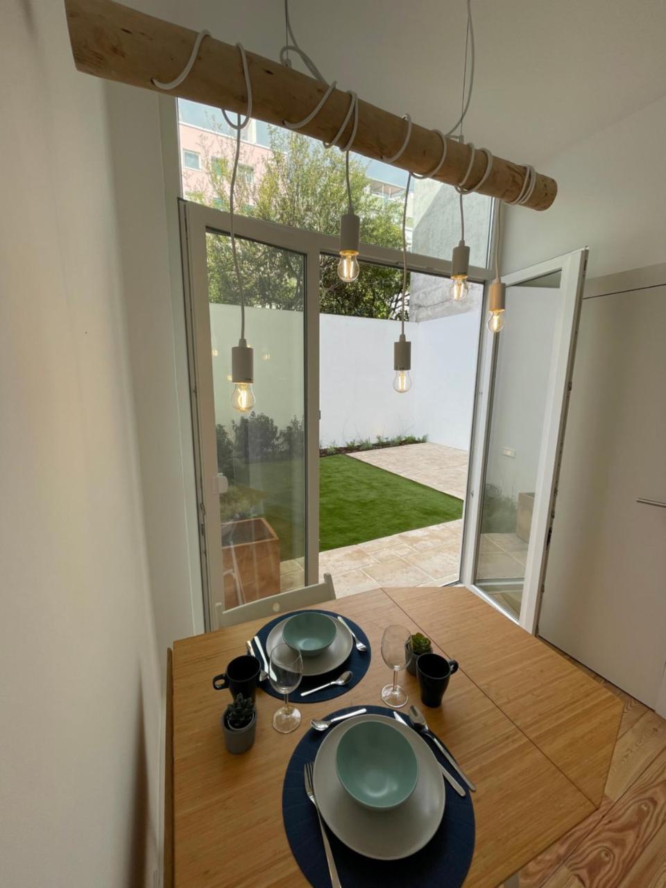 Dom Vasco 30 Charm flat with garden by Belém — 4-Star Luxury Hotel in Lisbon, Portugal