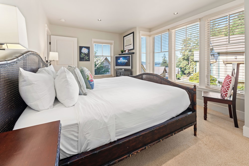 Roche Harbor Resort - photo 12