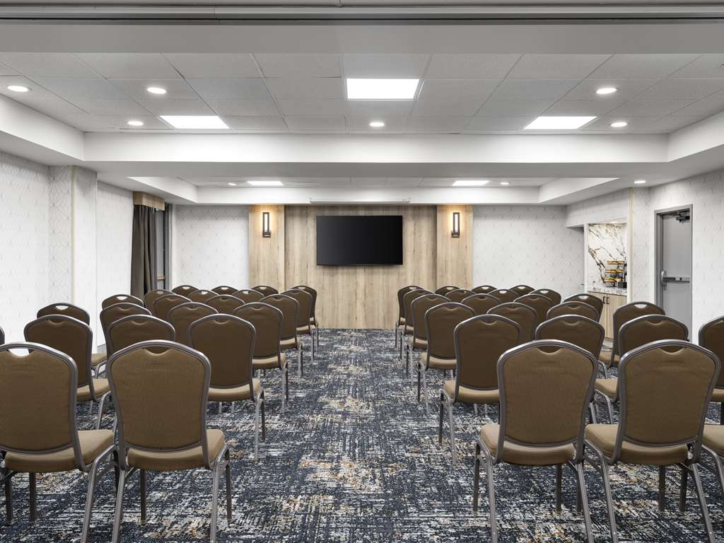Hyatt Place Kansas City Overland Park Metcalf - photo 35
