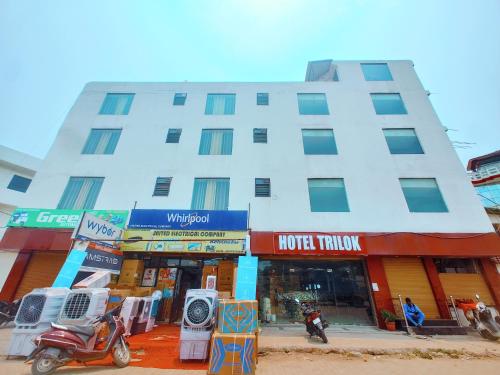 Hotel trilok - last minute hotel in Lucknow