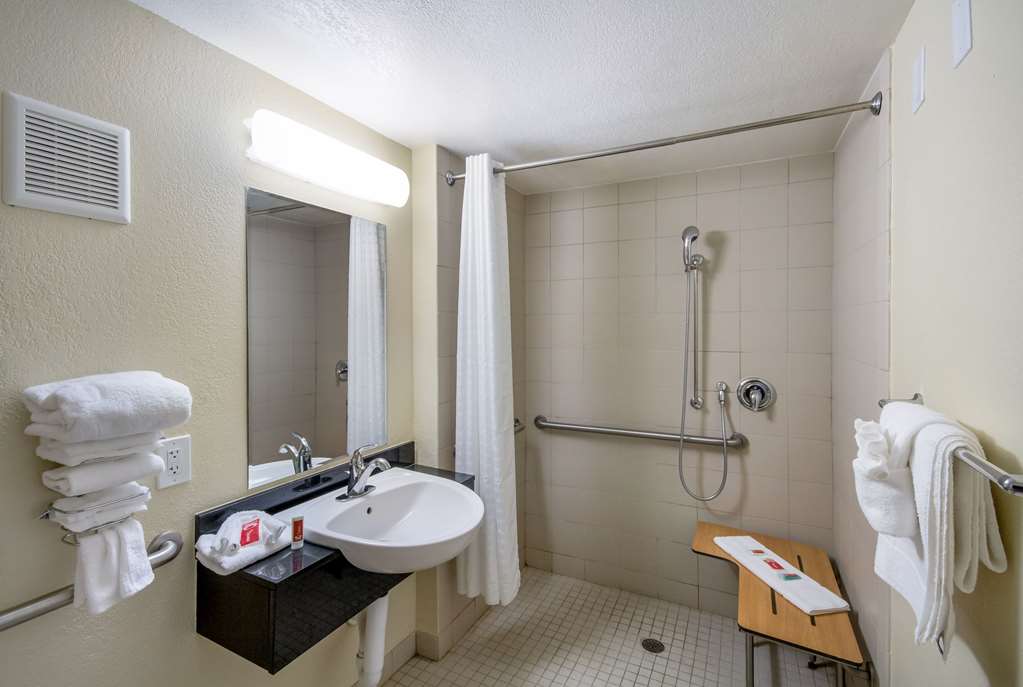 Super 8 By Wyndham Charleston WV - photo 20
