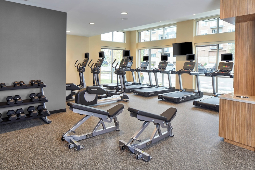 TownePlace Suites by Marriott Columbus North OSU - photo 27