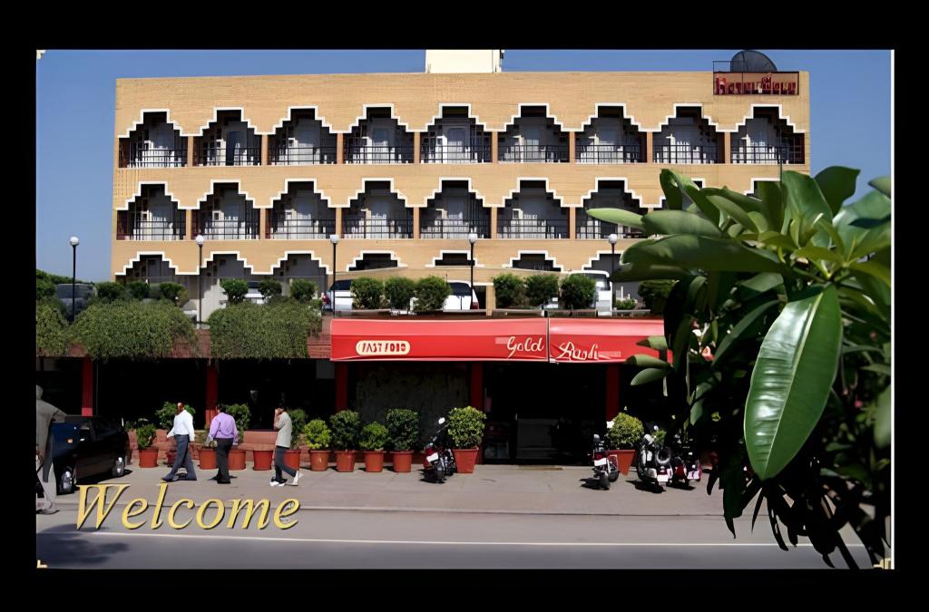 Hotel Gold in Panipat, India