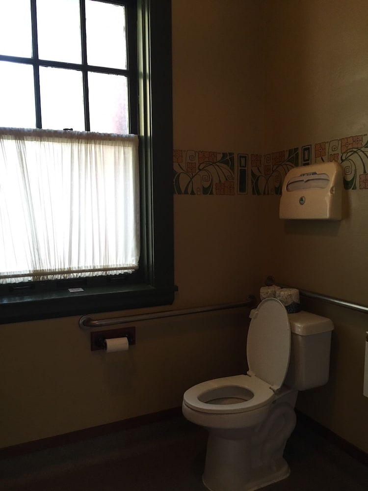 McMenamins Edgefield - photo 3