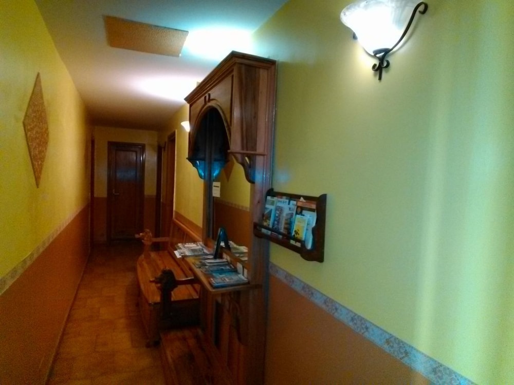 Suite Tuscolana — 4-Star Luxury Hotel in Rome, Italy