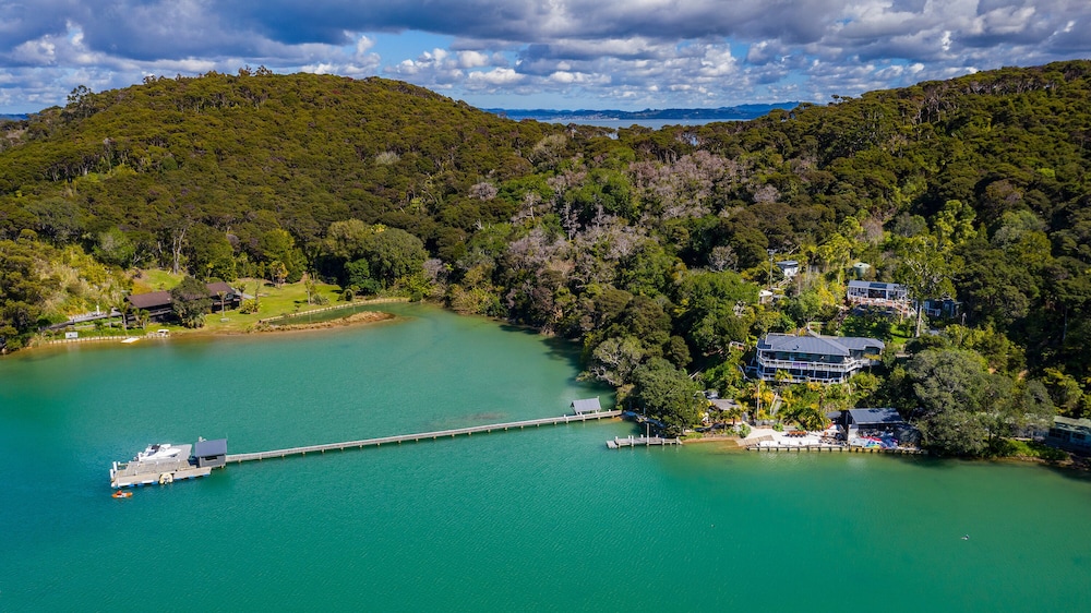 Kawau Lodge Boutique Resort — 4-Star Luxury Hotel in Auckland, New Zealand