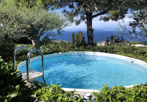 Luxury Villa Zaffiro Pool Garden and Sea View — 4-Star Luxury Hotel in Anacapri, Italy