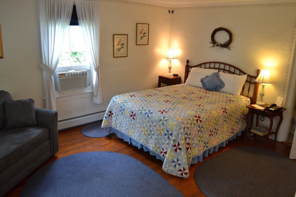 Dowds Country Inn - photo 25