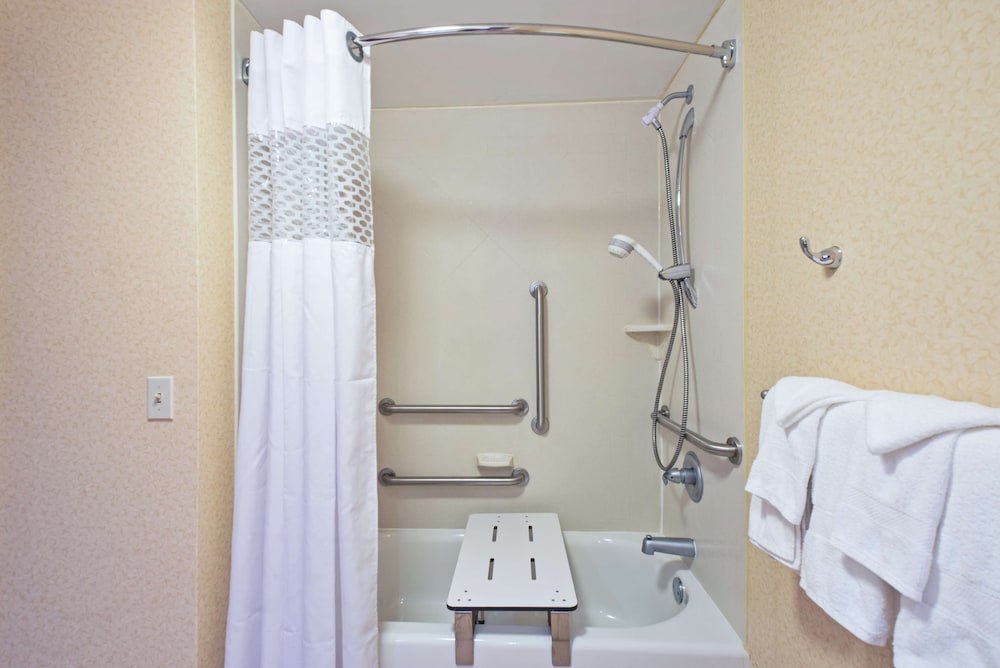 Hampton Inn Winfield teays Valley - photo 21