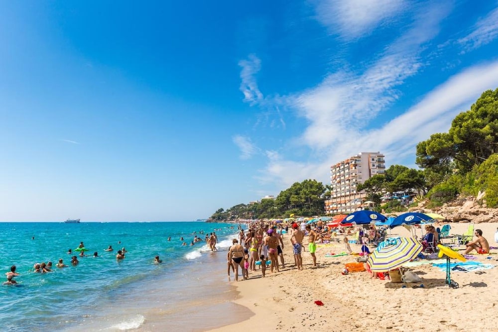 UHC Panoramic Family Complex in Mont-Roig Del Camp, Spain