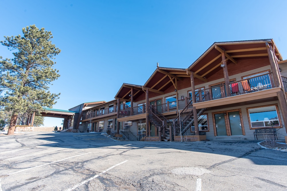 Hotel Estes - photo 70