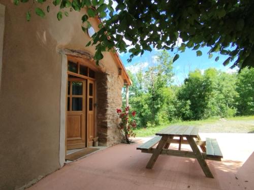 La Grange du Lucimond — hotel in Saint-Andre-Les-Vergers