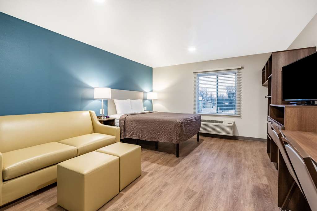 WoodSpring Suites Indianapolis Airport South - photo 17