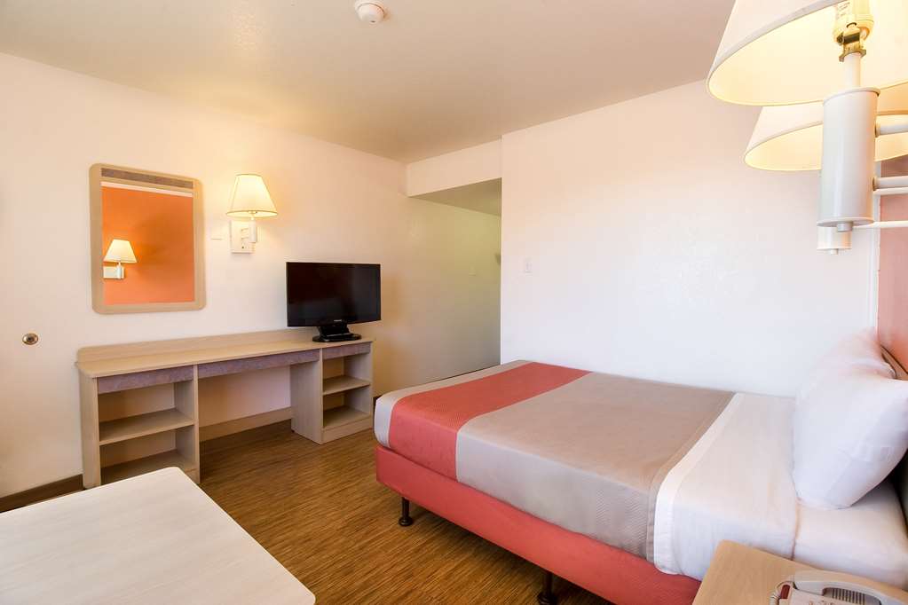 Motel 6 Pendleton OR - photo 7