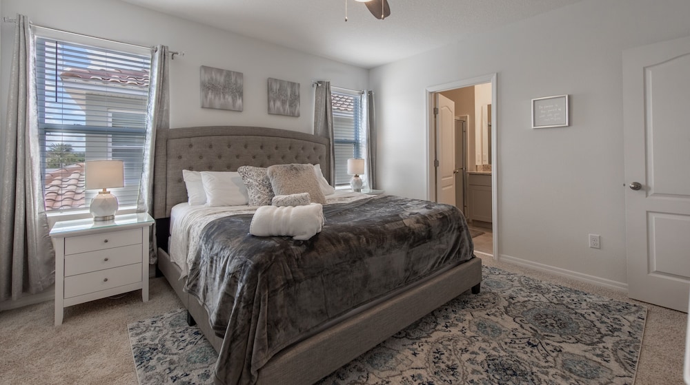 7547oml solterra Resort 6 Bedroom Home by RedAwning - photo 10