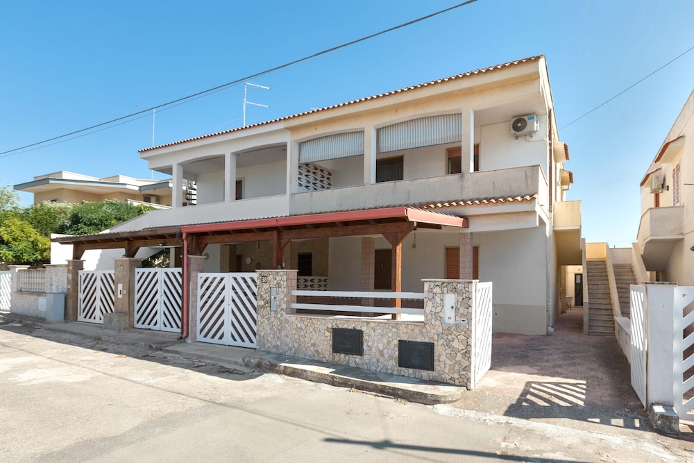3651 Casa Iro by Barbarhouse — 4-Star Luxury Hotel in Porto Cesareo, Italy
