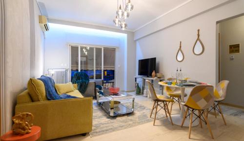 Serenity and 2 bedroom Luxury in Kalamaria — 4-Star Luxury Hotel in Thessaloniki, Greece