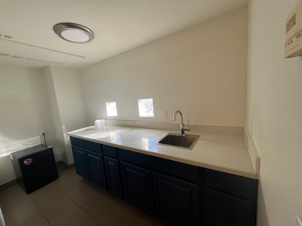 Spark by Hilton Glendale Phoenix North - photo 30