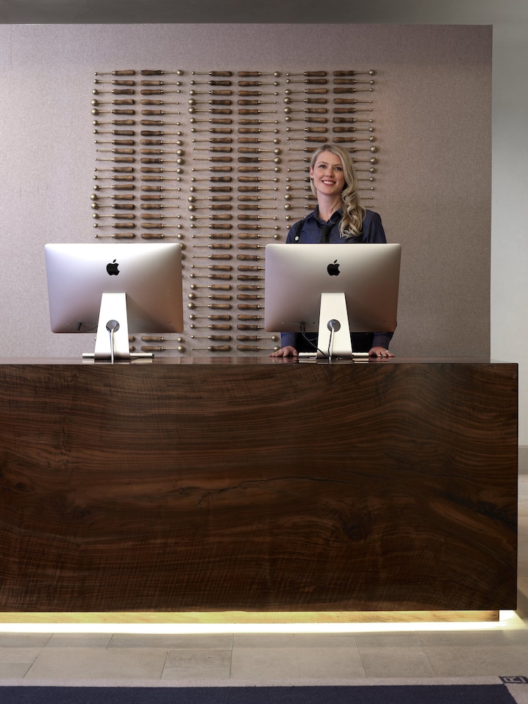 Refinery Hotel - photo 2