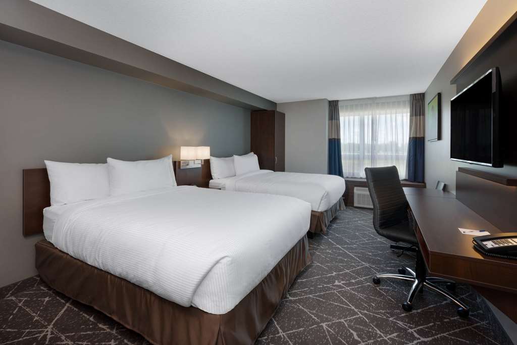 Microtel Inn & Suites by Wyndham Portage La Prairie — hotel in Portage La Prairie