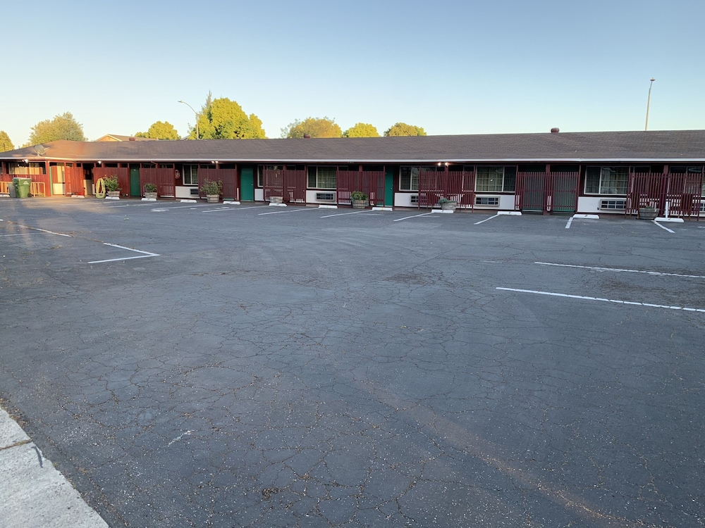 Pacheco Pass Motel - photo 28