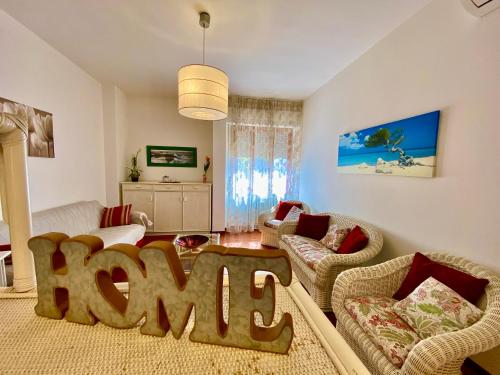 Appartamento Miramare — 4-Star Luxury Hotel in San Vincenzo, Italy