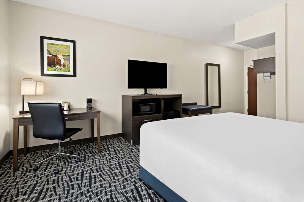 Best Western Bryan College Station - photo 25