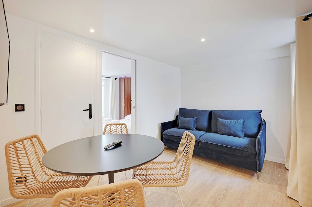 Charming and Modern apt 1bd 4p Aubervilliers — 4-Star Luxury Hotel in Aubervilliers, France