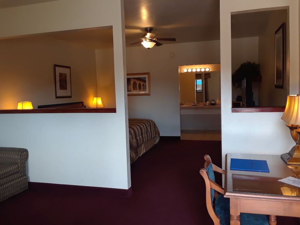 Cedar Glade Resort - photo 13