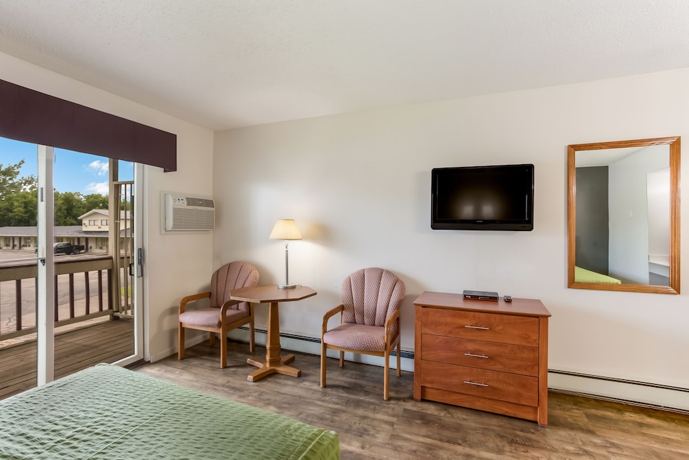 Malone Inn - photo 23
