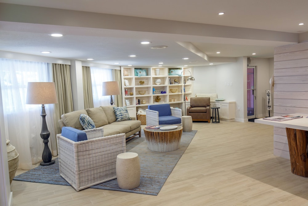 Beach House Suites by the Don CeSar - photo 3