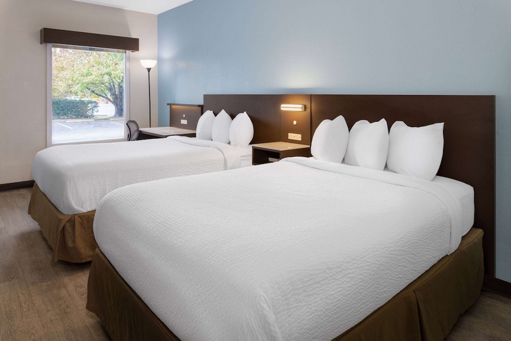 Studio 6 Suites Jacksonville NC - photo 15