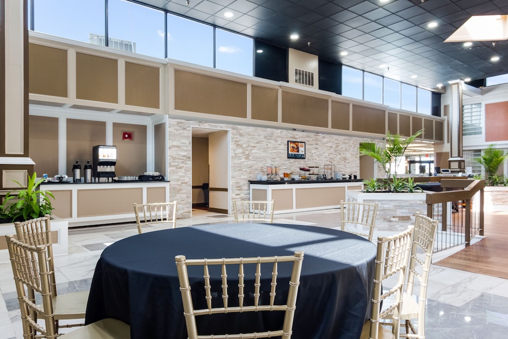 LeBossier Hotel - photo 15