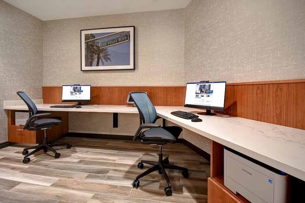 Home2 Suites by Hilton Las Vegas Convention Center - photo 68