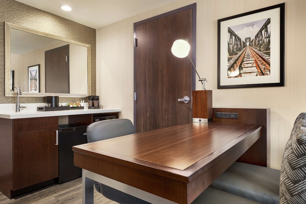 Embassy Suites by Hilton Noblesville Indianapolis Convention Center - photo 17