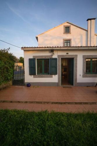 Casa Con Finca Cerca de Playas — 4-Star Luxury Hotel in Valdovino, Spain